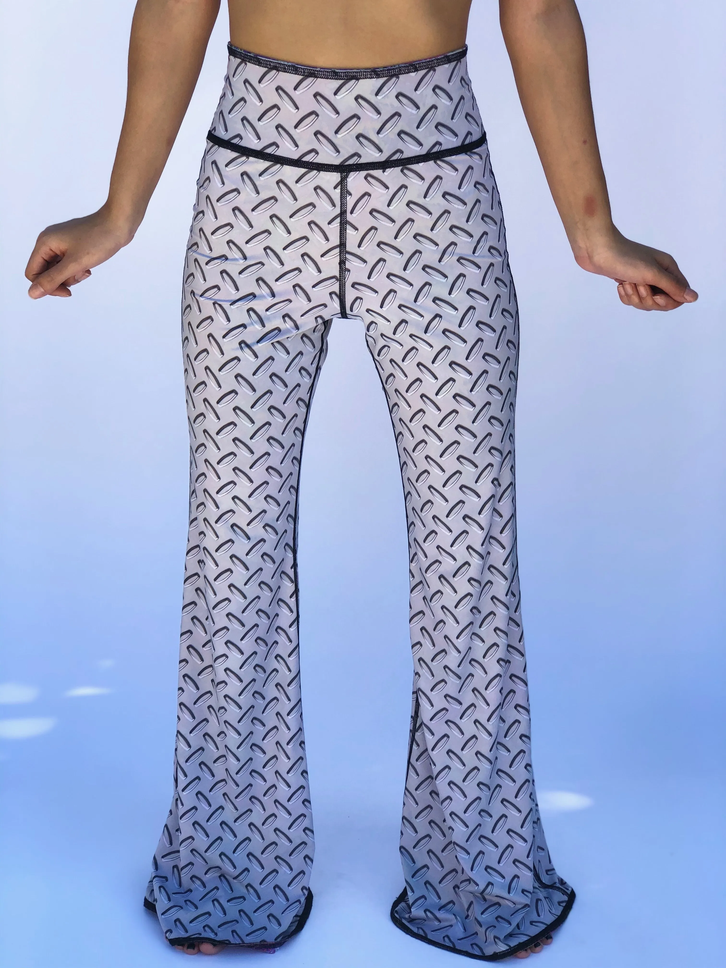 BELL BOTTOMS GRAFFITI/BUNS OF STEEL (short length)