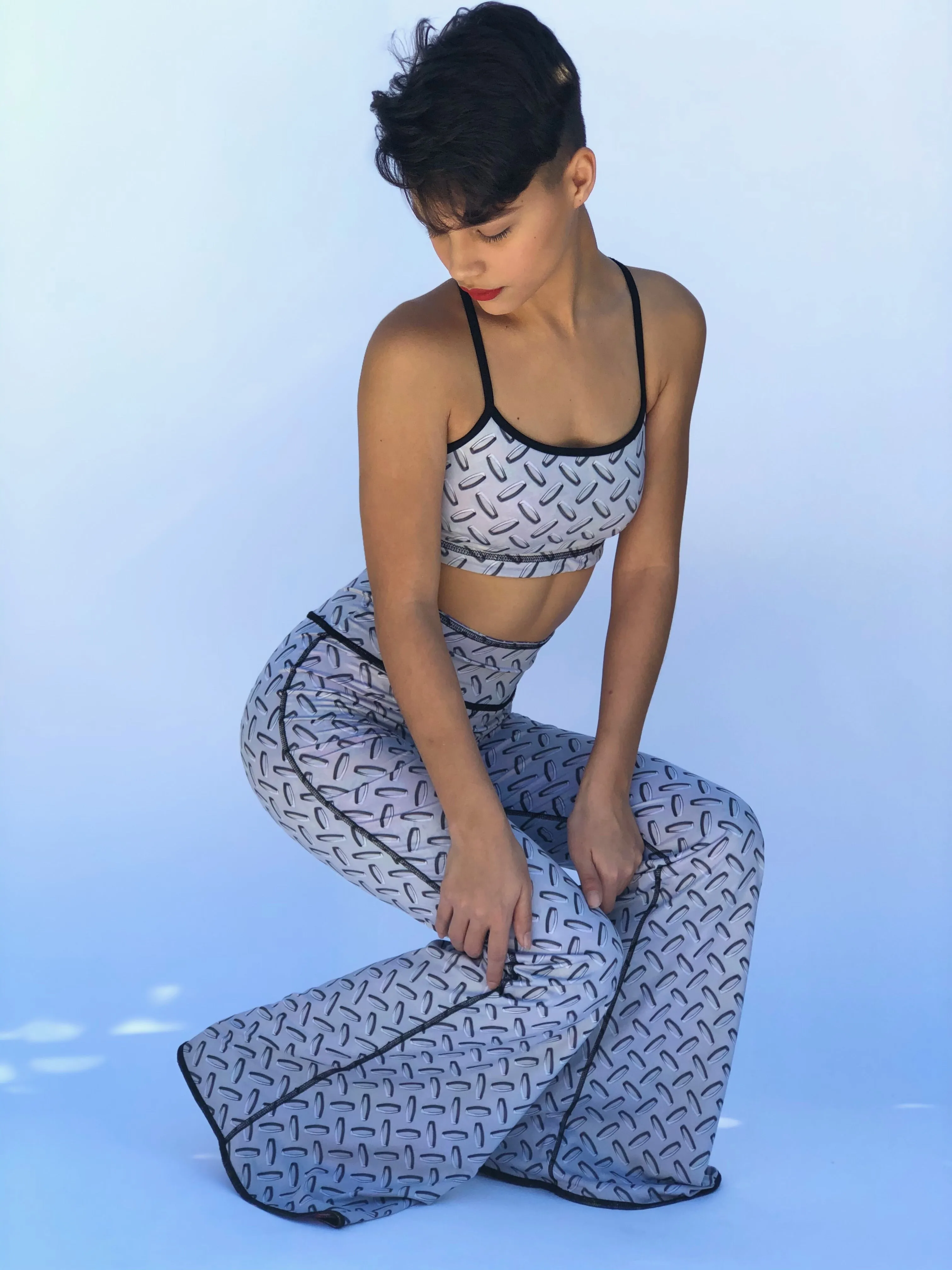 BELL BOTTOMS GRAFFITI/BUNS OF STEEL (short length)