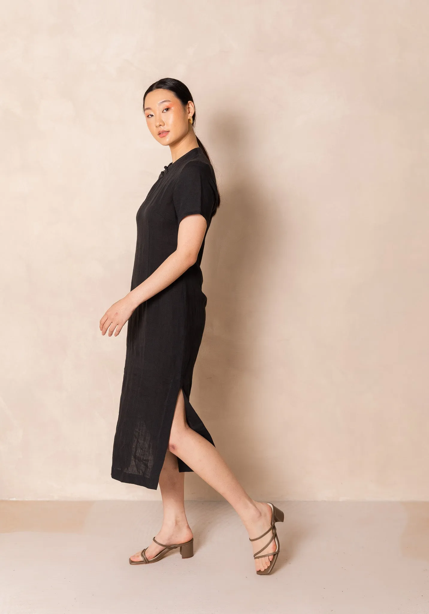 Classic Linen Cheongsam Dress in Black
