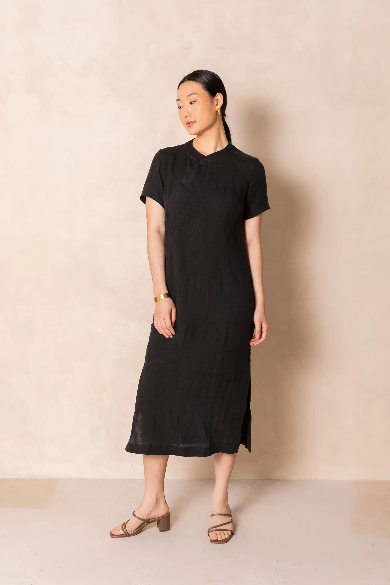 Classic Linen Cheongsam Dress in Black